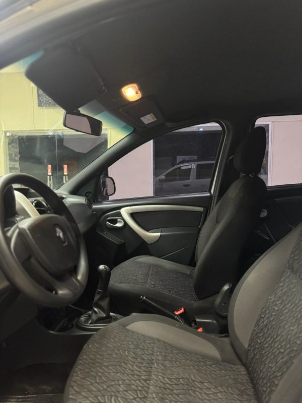 Renault Oroch foto 10