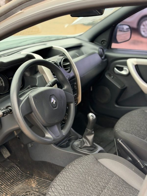 Renault Oroch foto 9
