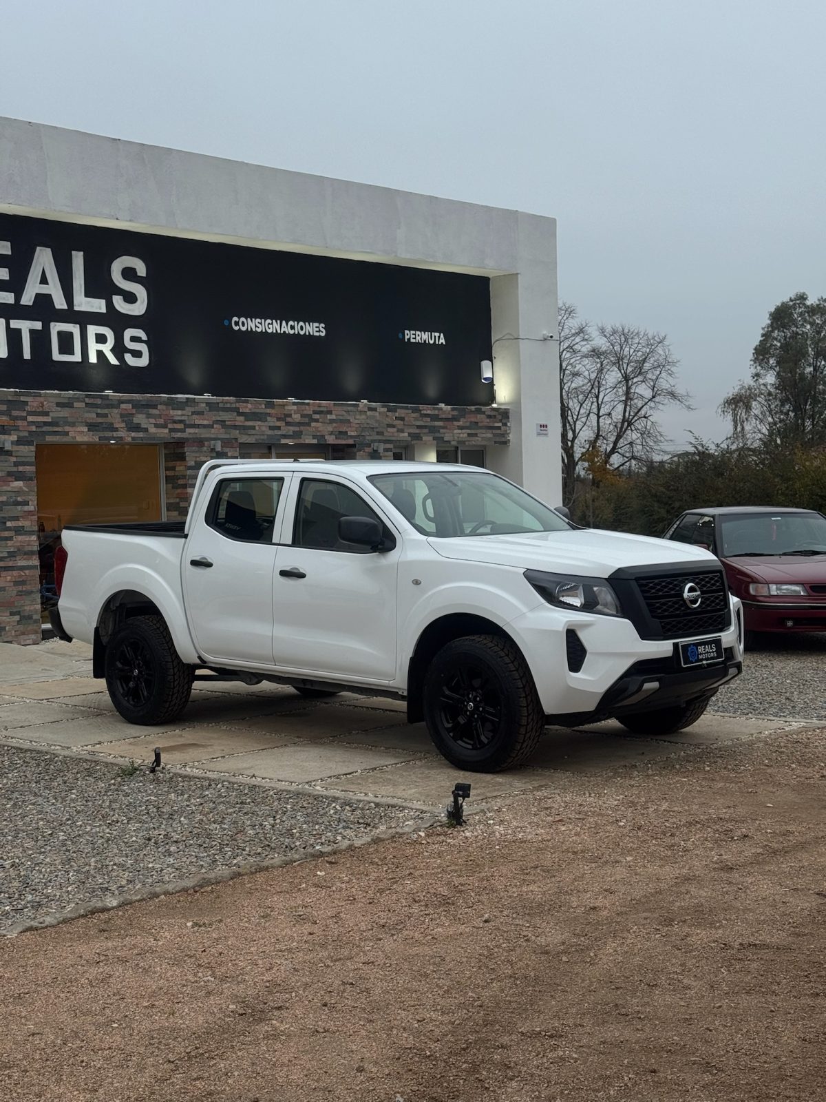 Nissan Frontier foto 1