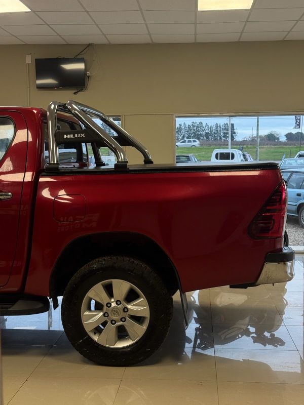 Toyota Hilux foto 5