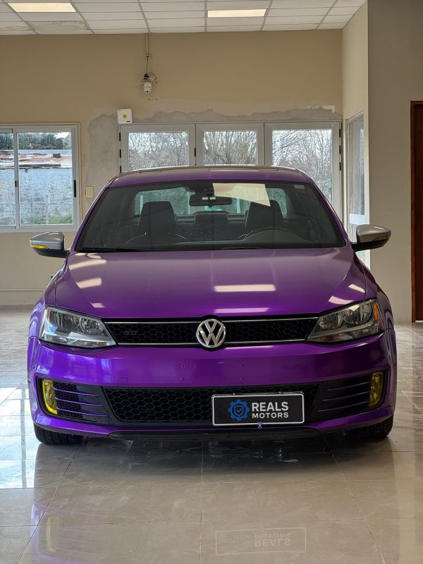 Volkswagen Vento foto 2