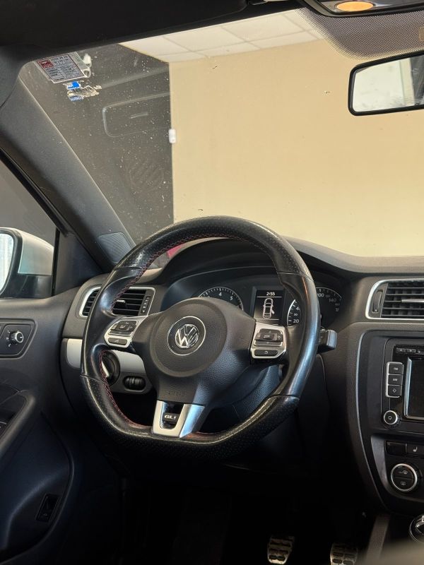 Volkswagen Vento foto 9