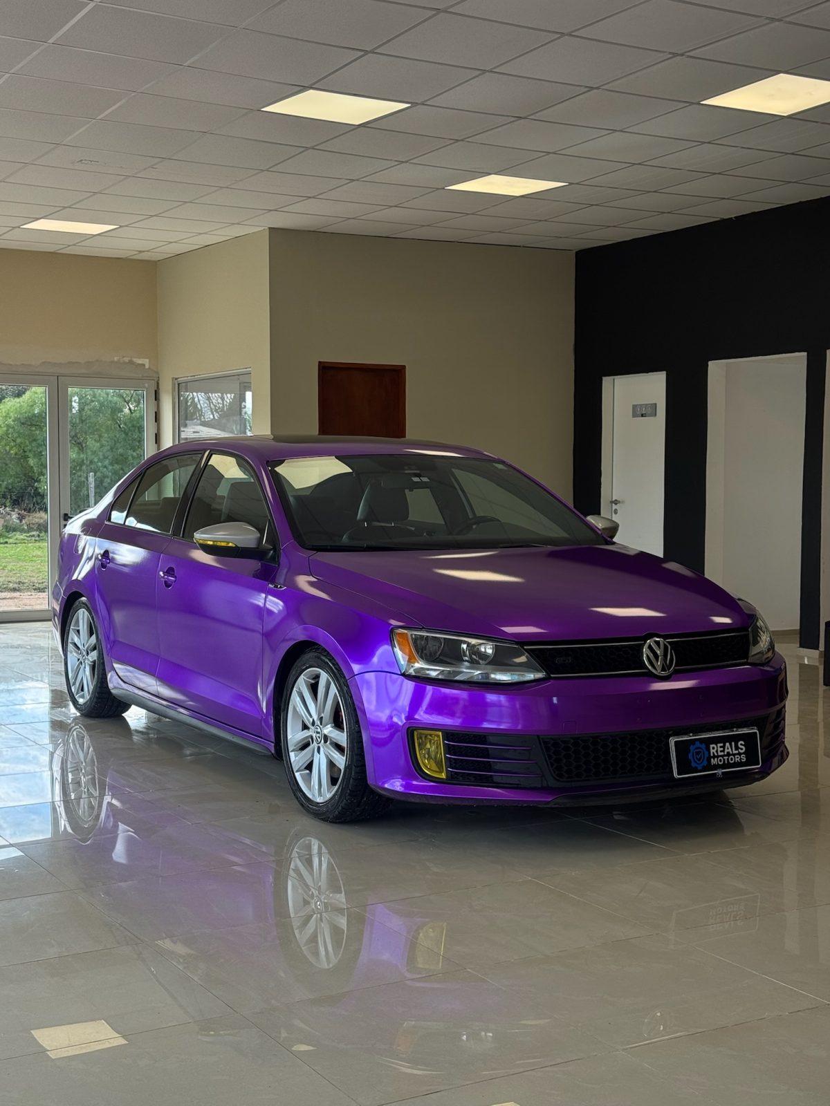 Volkswagen Vento foto 1