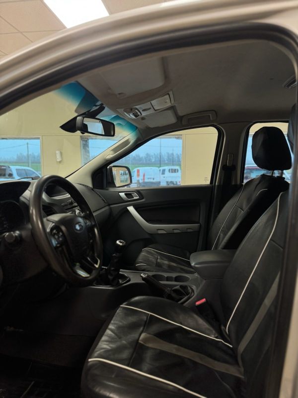 Ford Ranger foto 11