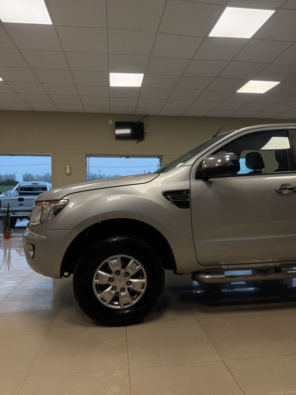 Ford Ranger foto 6