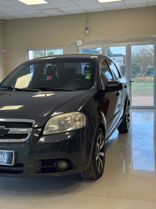 Chevrolet Aveo foto 3