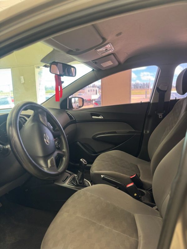 Hyundai HB20 foto 6