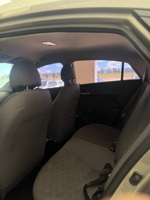 Hyundai HB20 foto 7