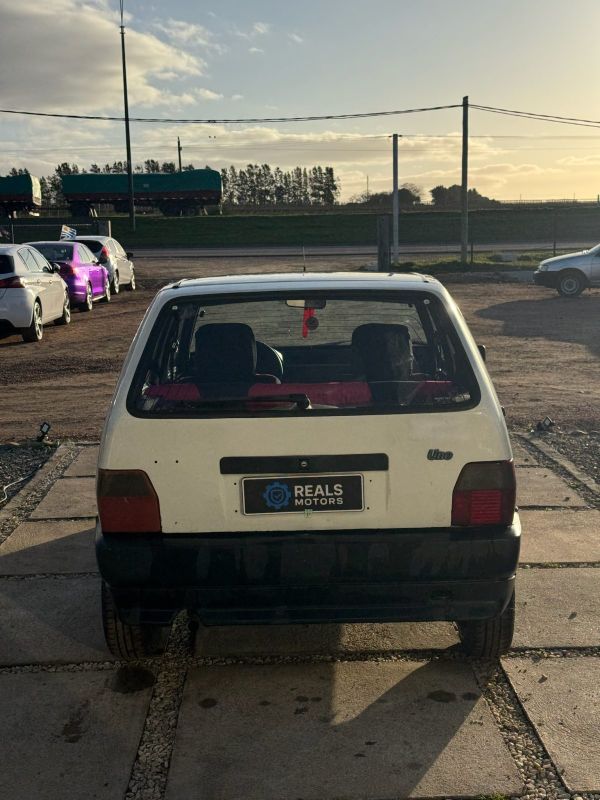 Fiat uno foto 6