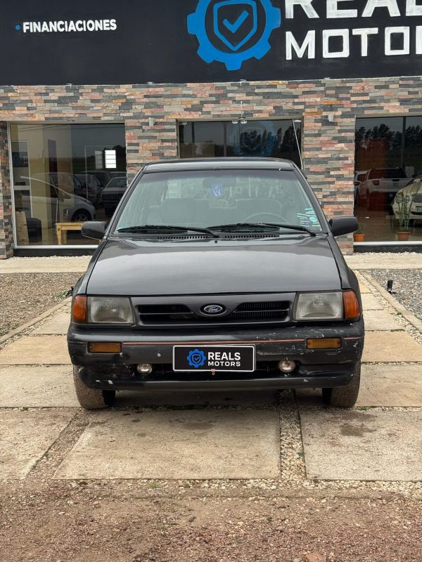 Ford Festiva foto 3