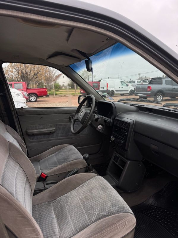 Ford Festiva foto 8