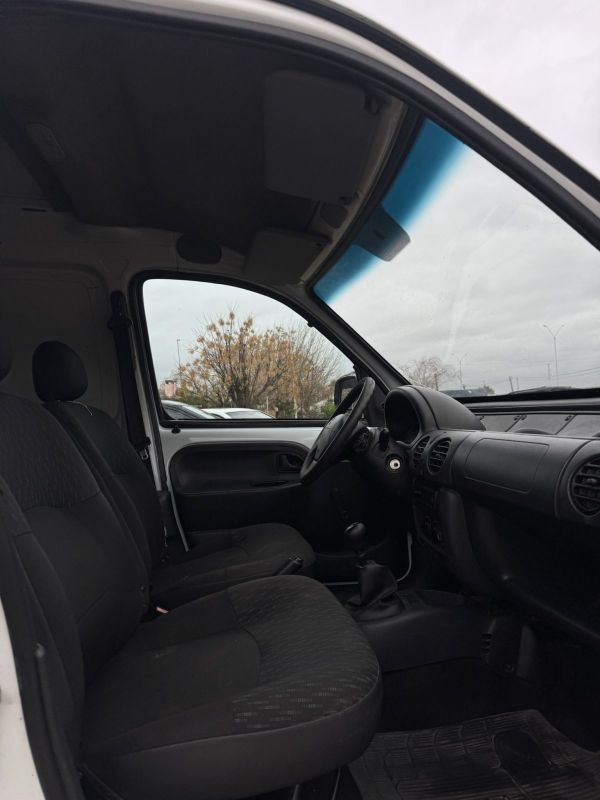 Renault Kangoo foto 9