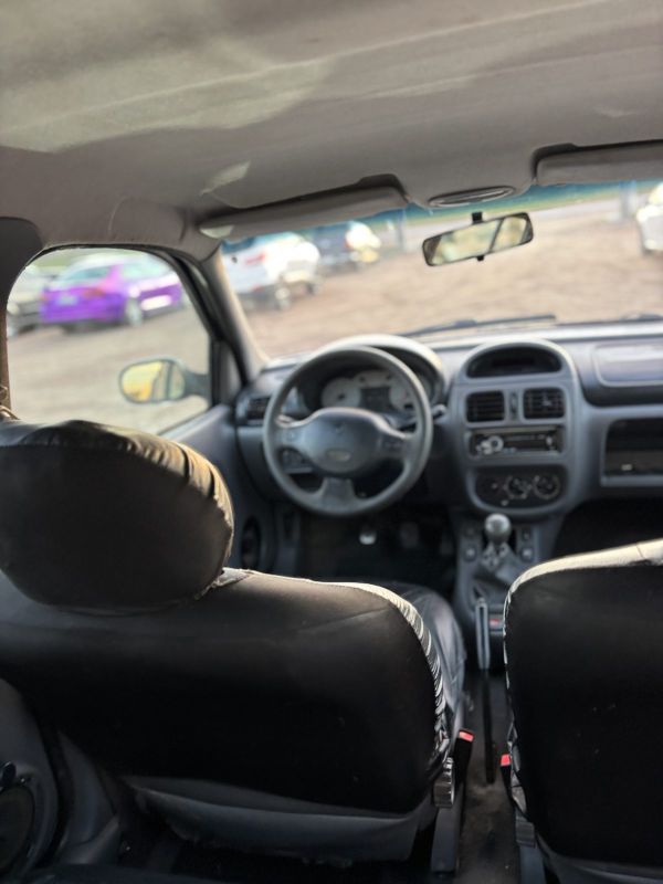 Renault Clio foto 7