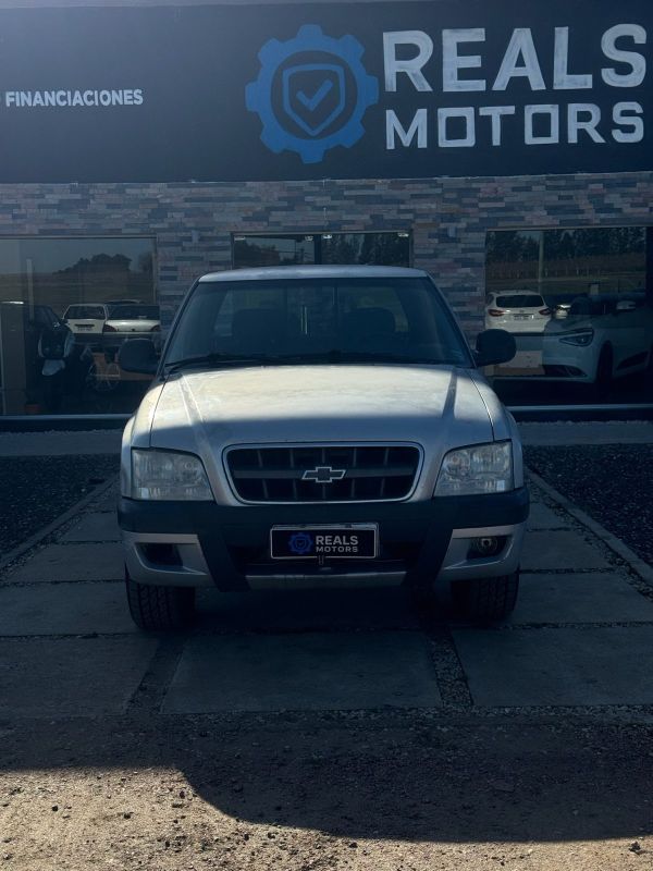Chevrolet 4x2 foto 2