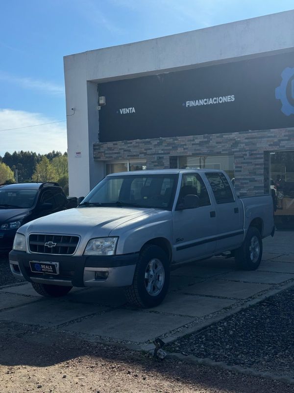 Chevrolet 4x2 foto 3