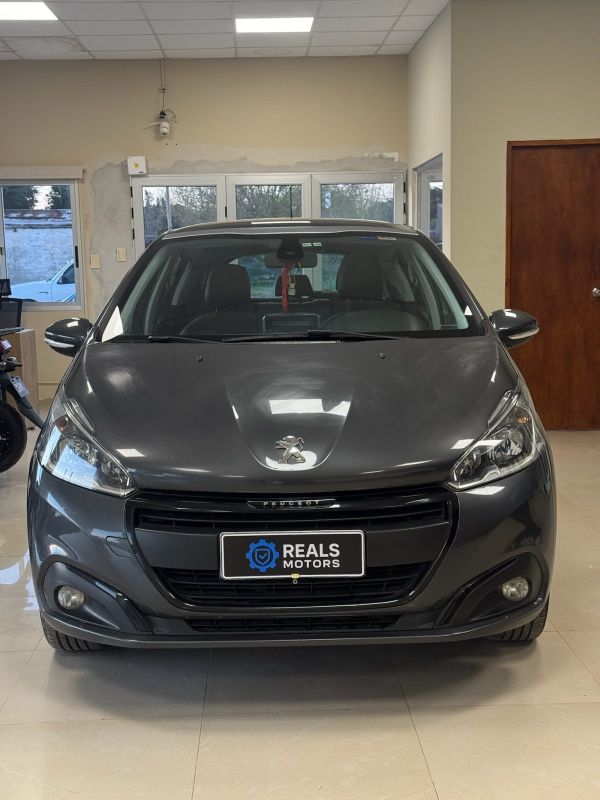 Peugeot 208 foto 6