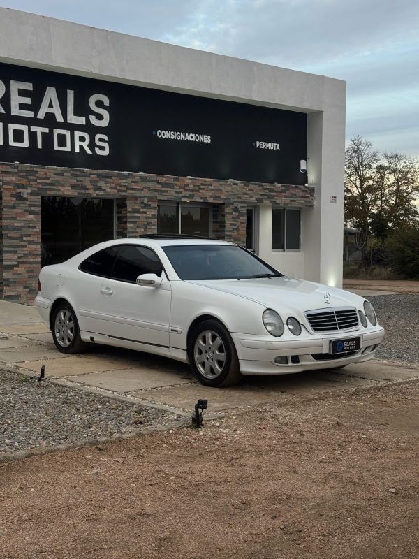 Mercedes 320 foto 1