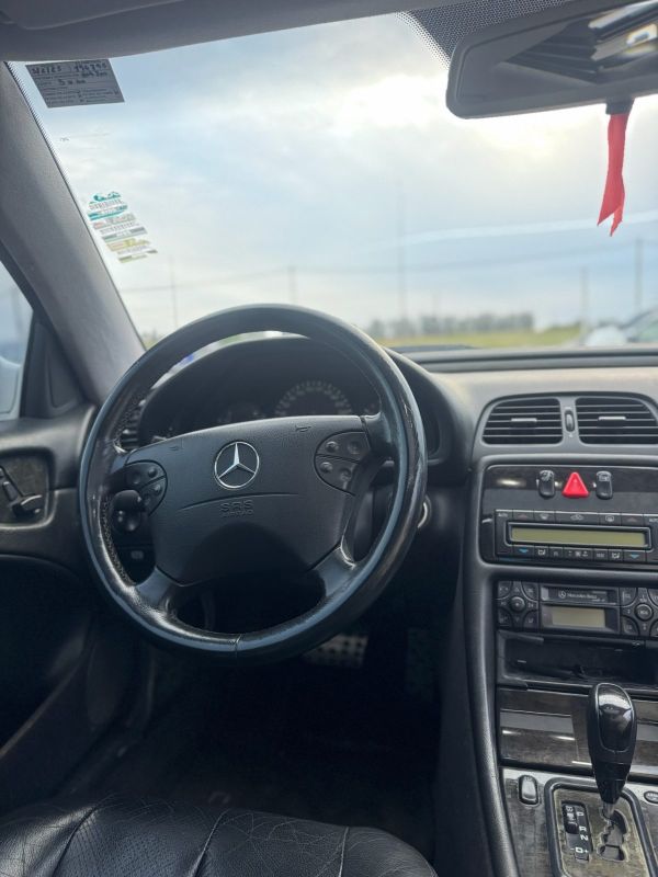 Mercedes 320 foto 9