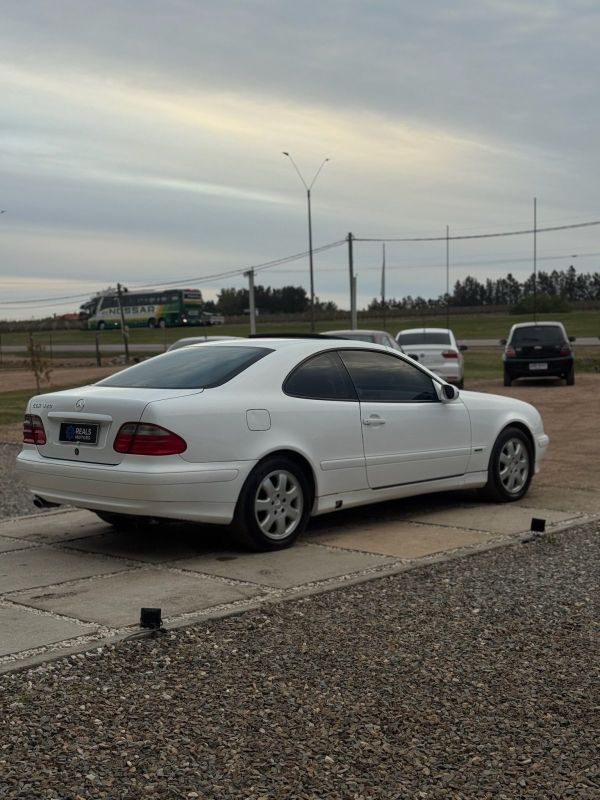 Mercedes 320 foto 5