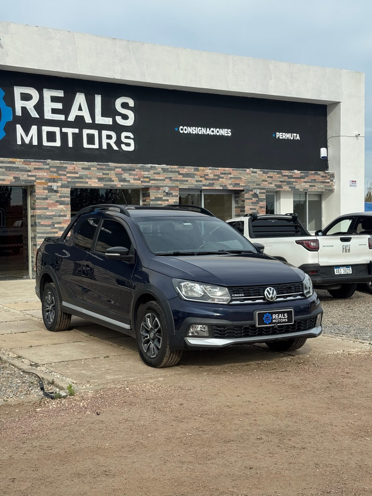 Volkswagen Saveiro foto 1