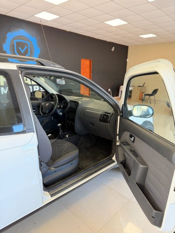 Fiat Strada foto 11