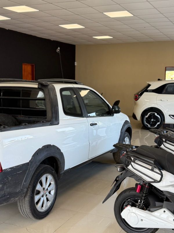 Fiat Strada foto 8