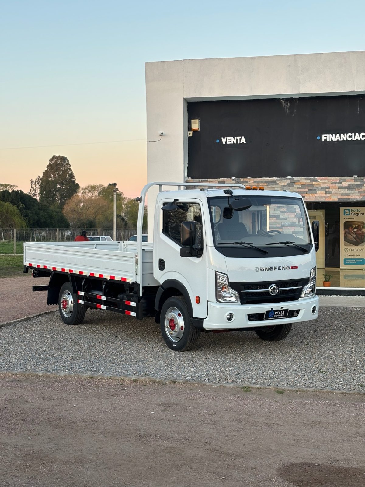 Dongfeng x foto 1