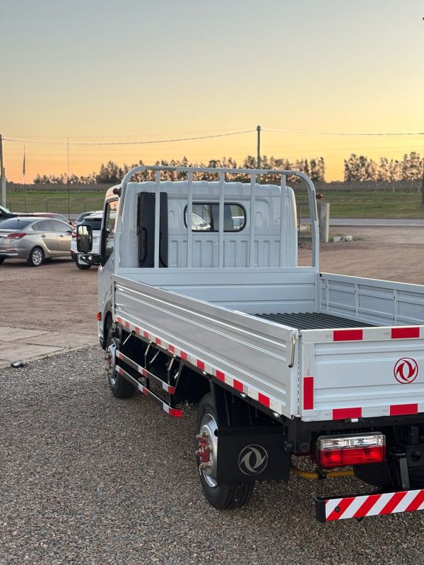 Dongfeng x foto 7