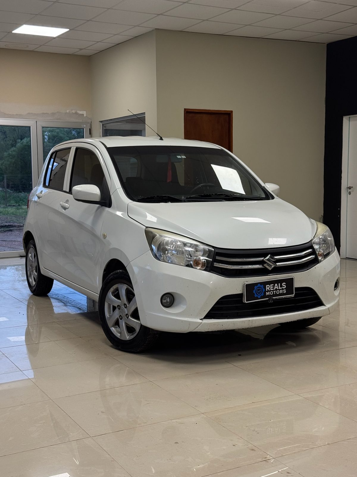 Suzuki celerio foto 1