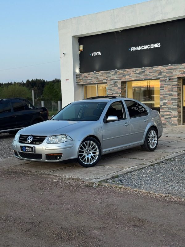 Volkswagen Bora foto 2