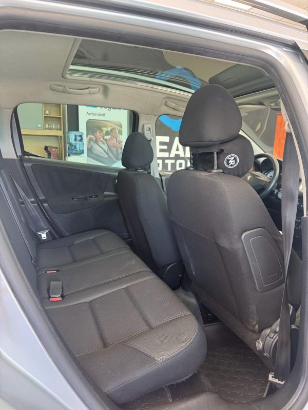 Peugeot 207 SW foto 5