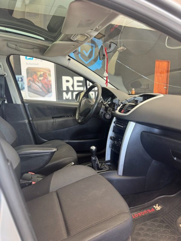Peugeot 207 SW foto 6