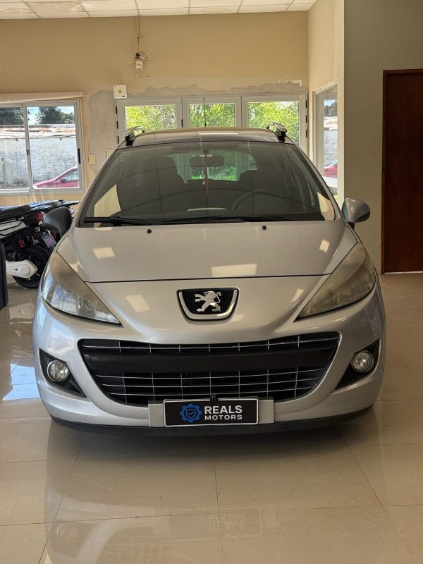 Peugeot 207 SW foto 3