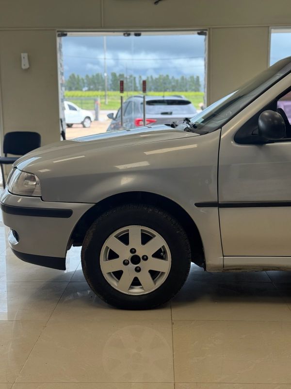 Volkswagen Gol foto 9