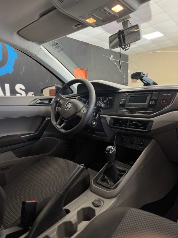 VOLKSWAGEN VIRTUS foto 11