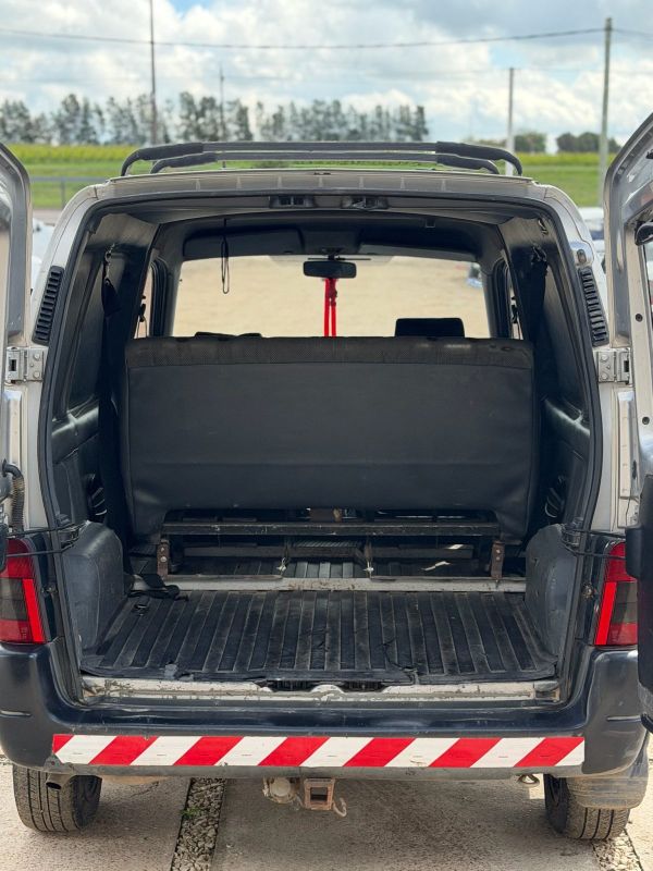 Peugeot Partner Diesel foto 7