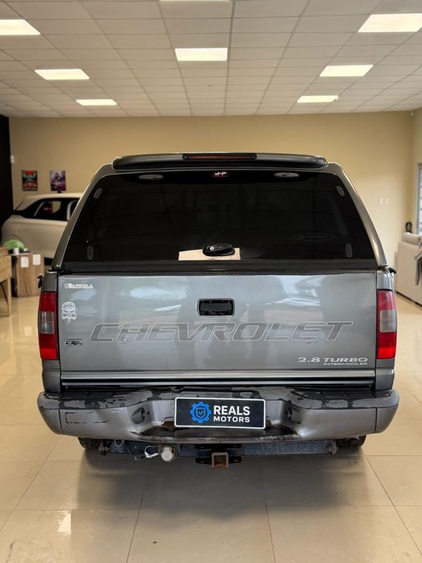 Chevrolet S10 2.8t foto 8