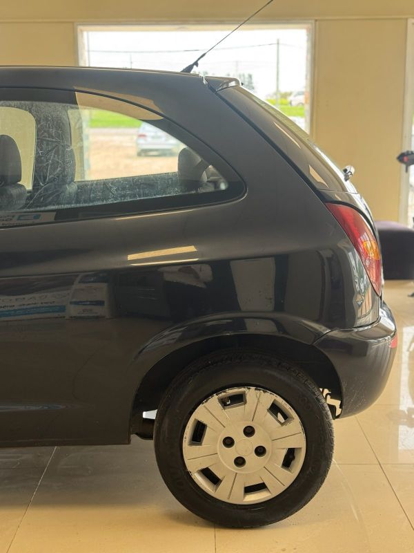 Chevrolet celta foto 5