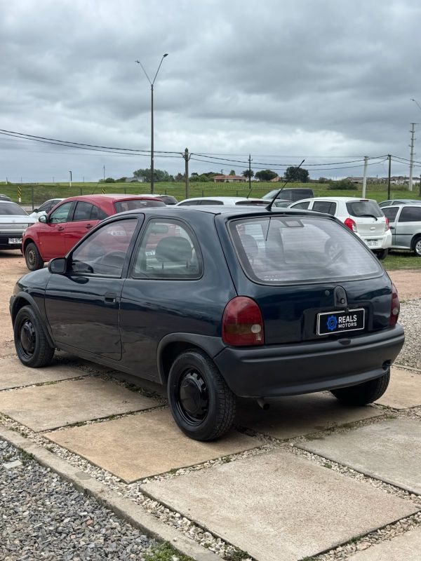Chevrolet Corsa foto 4