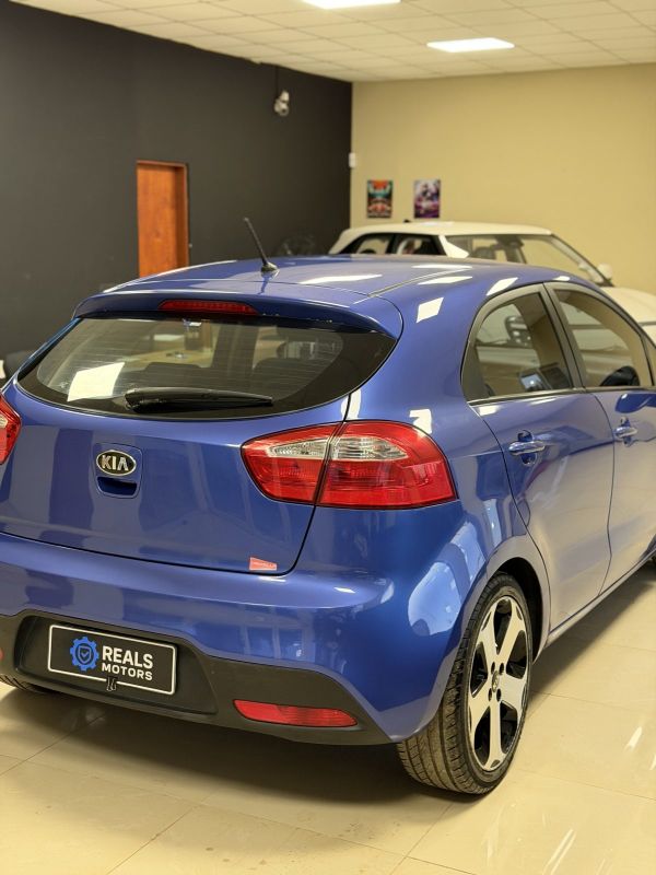 Kia Rio foto 7