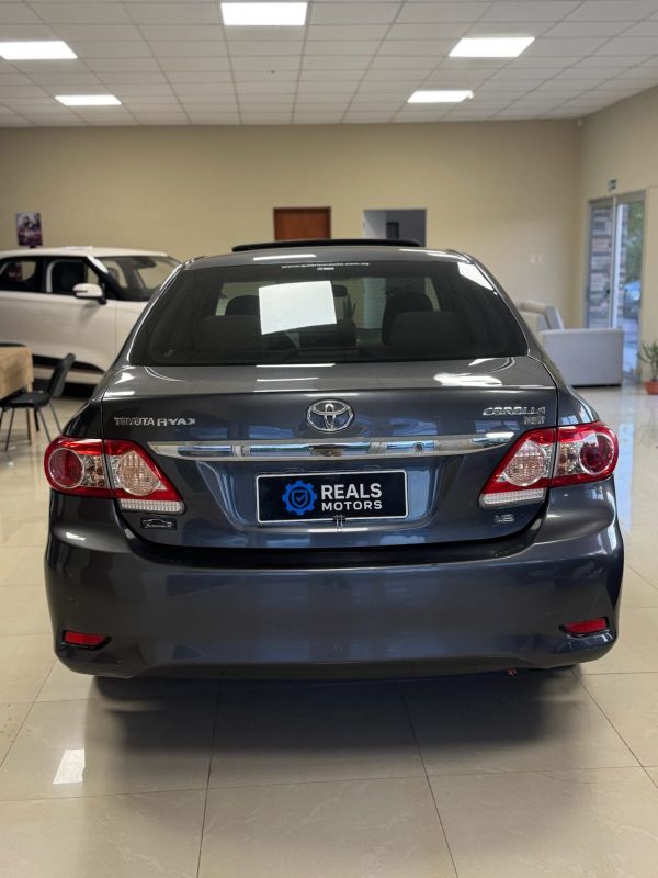 Toyota Corolla foto 6