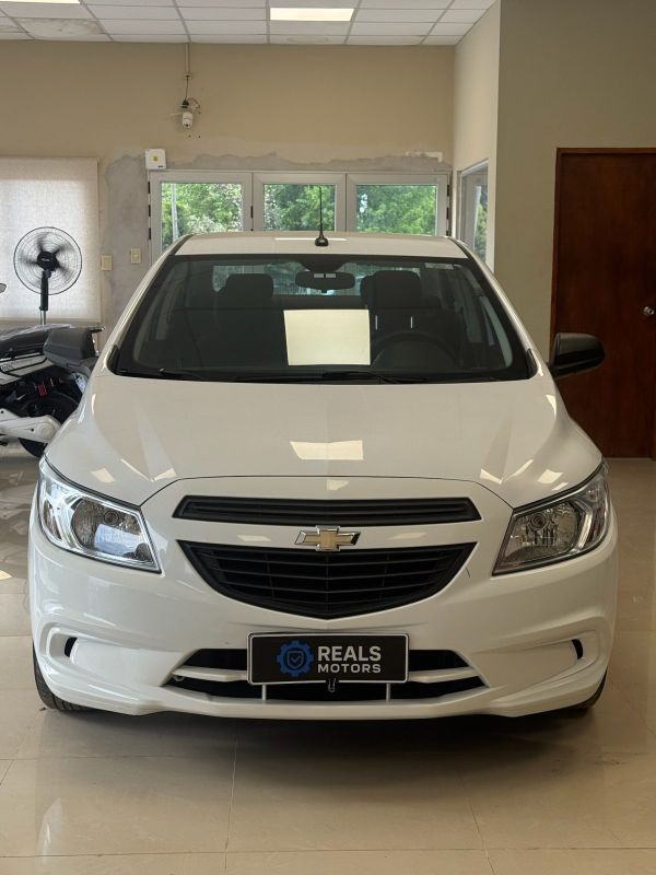 Chevrolet onix foto 2