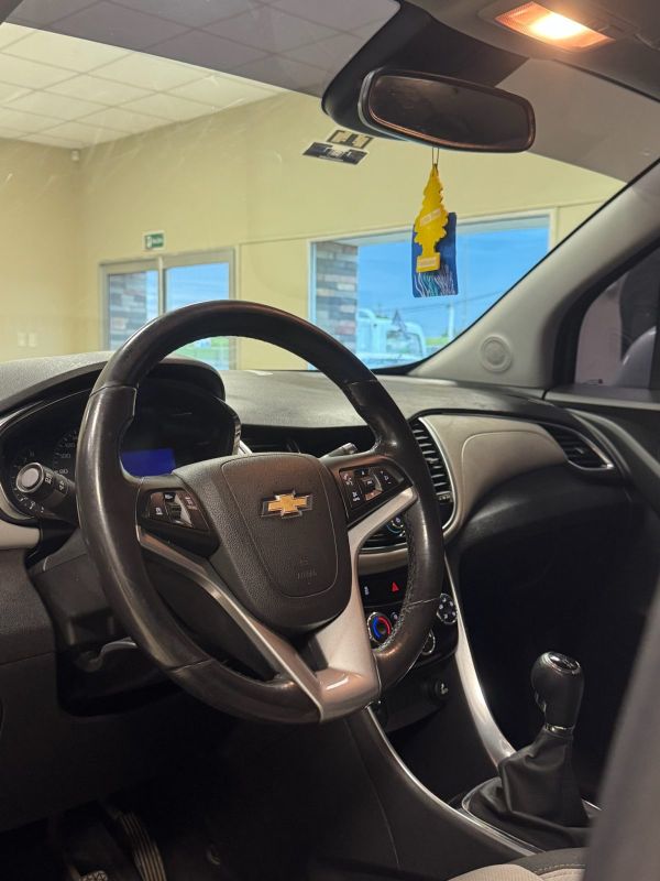Chevrolet traker foto 12