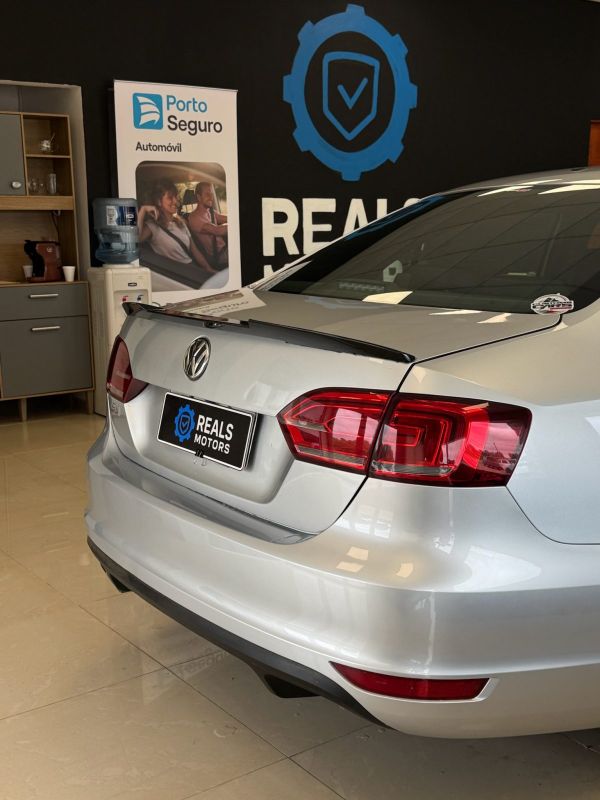 Volkswagen Vento foto 11
