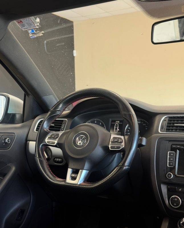 Volkswagen Vento foto 12
