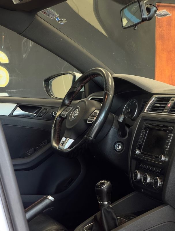Volkswagen Vento foto 13
