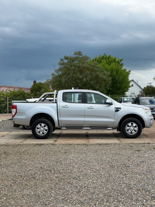 Ford Ranger foto 4