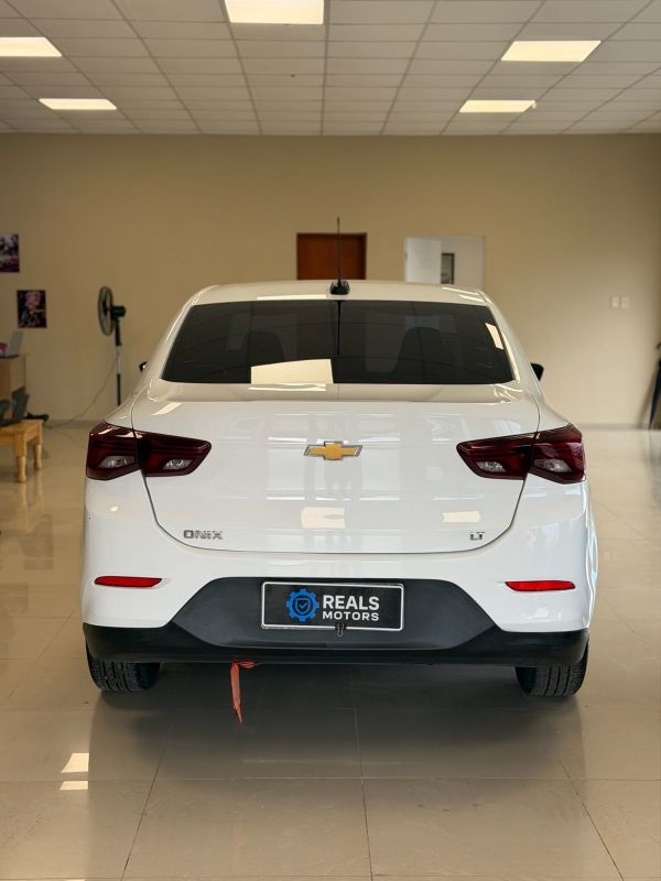 CHEVROLET ONIX foto 6