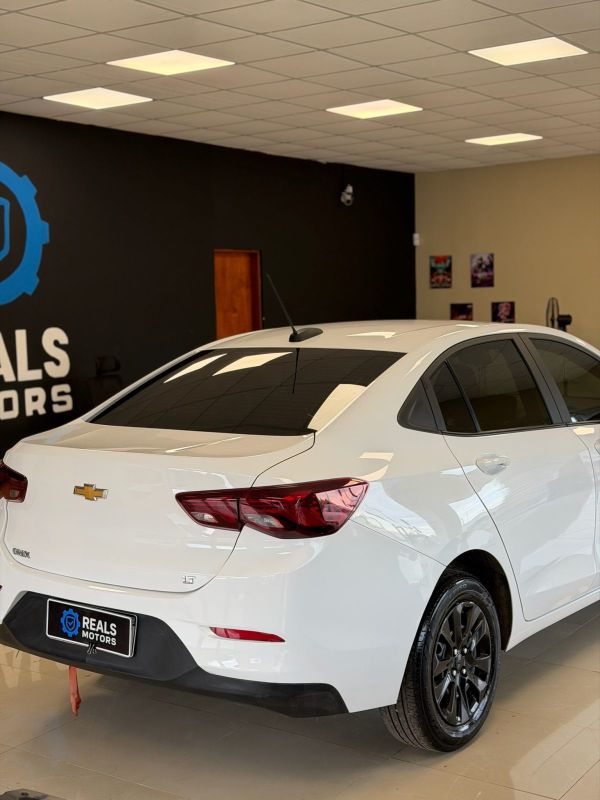 CHEVROLET ONIX foto 5